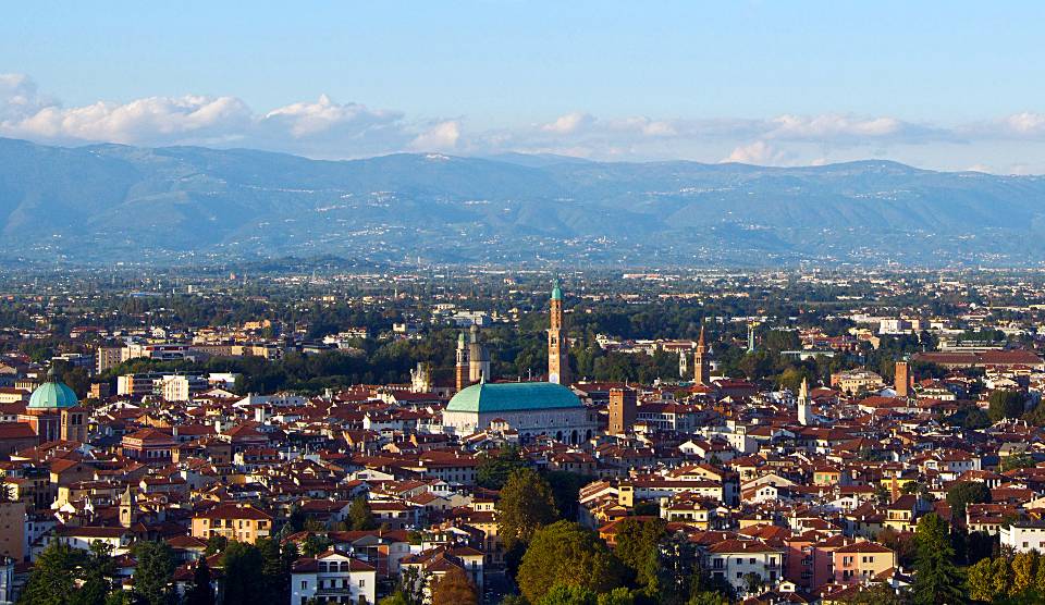 Panorama di Vicenza. Foto Francesco Ongaro Panorama di Vicenza. Foto Francesco Ongaro