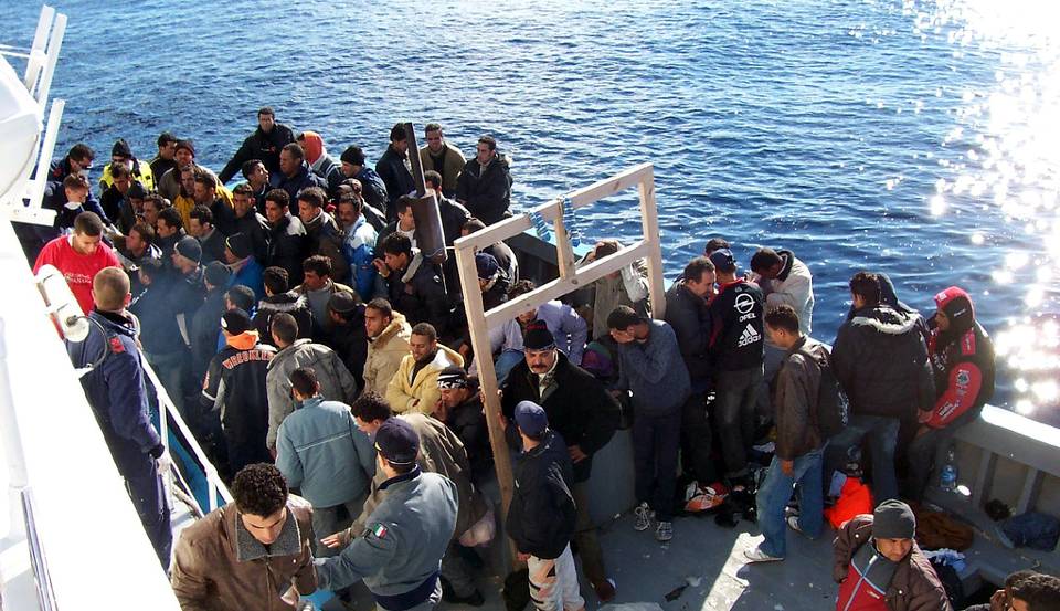 Immigrati appena sbarcati a Lampedusa - Foto Matteo Penna/Vito Manzari Immigrati appena sbarcati a Lampedusa - Foto Matteo Penna/Vito Manzari