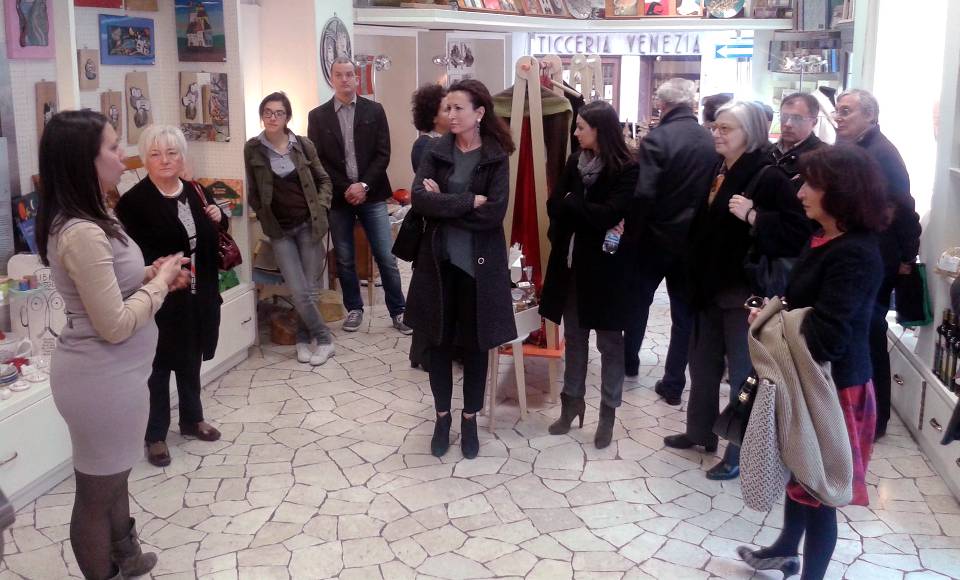La delegazione al temporary store di ViArt La delegazione al temporary store di ViArt