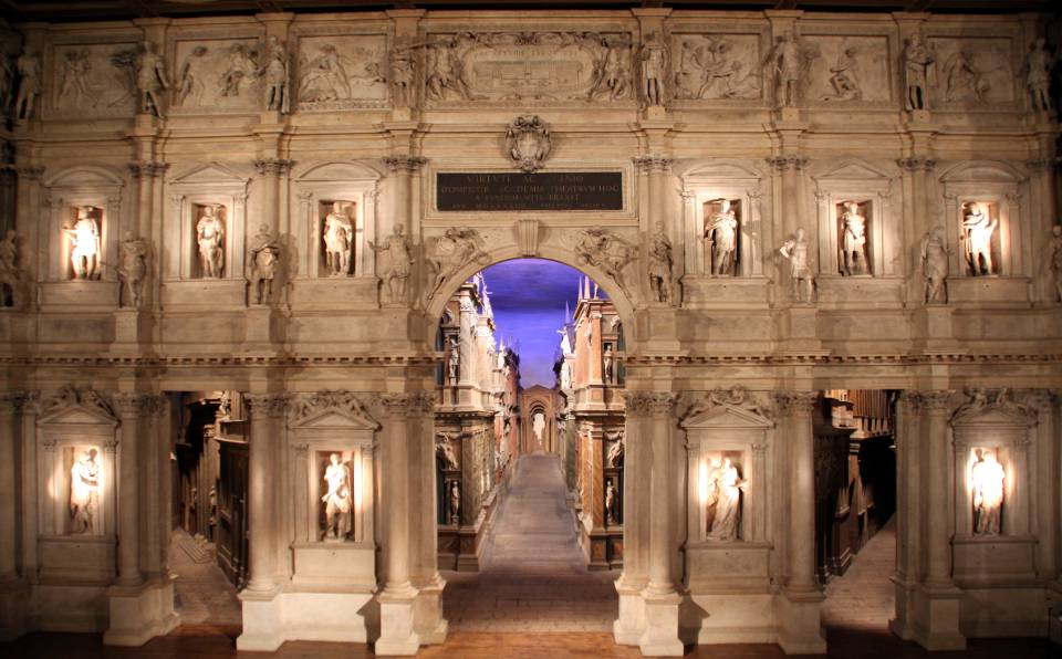 Il Teatro Olimpico - Foto di Bradley Griffin Il Teatro Olimpico - Foto di Bradley Griffin