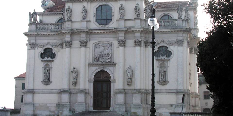 La Basilica di Monte Berico La Basilica di Monte Berico