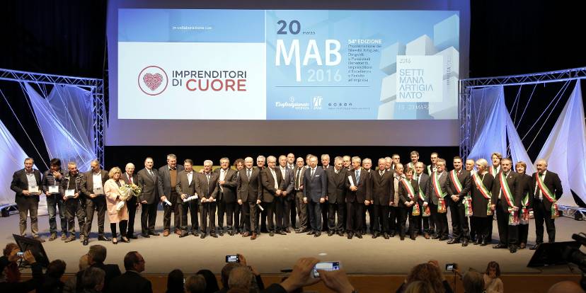 Il gruppo dei premiati