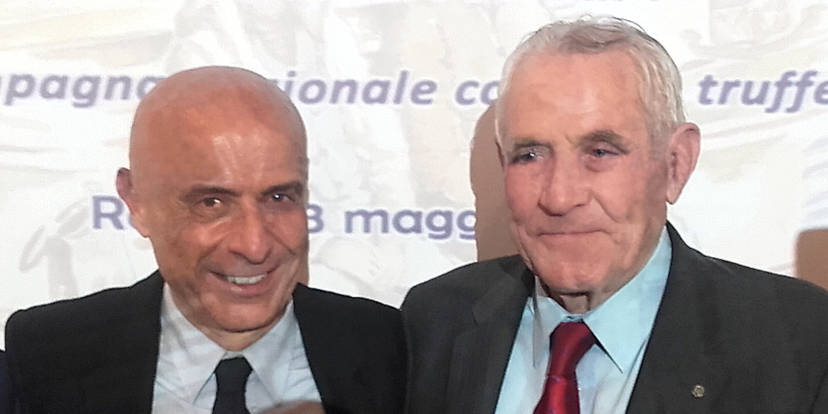 Il Ministro Marco Minniti con Gino Cogo Il Ministro Marco Minniti con Gino Cogo