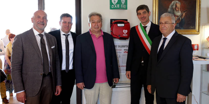 Gianluca Cavion (vicepresidente provinciale di Confartigianato Vicenza), Stefano Valente (delegato comunale), Giordano Malfermo (titolare Hotel Fracanzana), Dino Magnabosco (sindaco di Montebello) e Luigino Bari (presidente Confartigianato - Mandamento di Lonigo) Gianluca Cavion (vicepresidente provinciale di Confartigianato Vicenza), Stefano Valente (delegato comunale), Giordano Malfermo (titolare Hotel Fracanzana), Dino Magnabosco (sindaco di Montebello) e Luigino Bari (presidente Confartigianato - Mandamento di Lonigo)