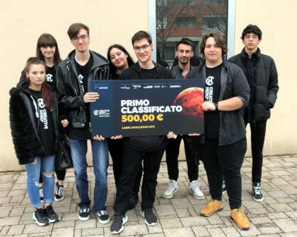 La squadra dell’Istituto San Gaetano di Vicenza che si è aggiudicata un assegno di 500 euro per un progetto grafico all'edizione primaverile di quest'anno