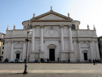La chiesa di San Giovanni Battistab a Bassano - Foto di Michael D. Schmid